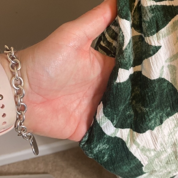 Love In Palm Leaf Pattern Green V Neck Sleeveless Summer Maxi Dress size S - Picture 3 of 6